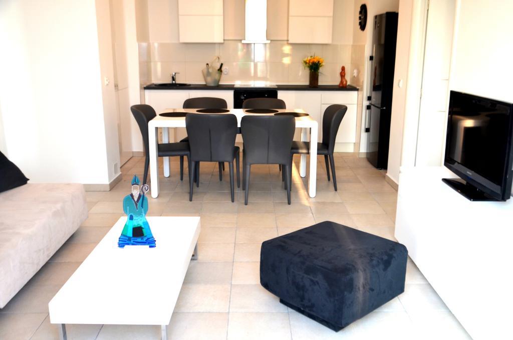 Apartment Chic Ploce دوبروفينك الغرفة الصورة